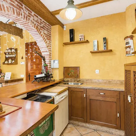 Casa Turistica La Almunia 펜션