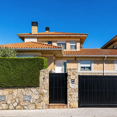 Casa Turistica La Almunia 펜션 Castellanos de Moriscos